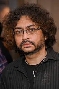 Rupam Islam in At the Crossroads Nondon Bagchi Life and Living