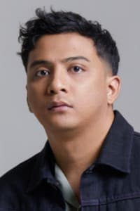 Sal Priadi in Ketika Berhenti di Sini