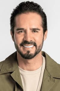 José Ron in A la mala