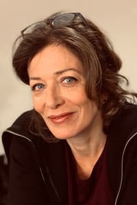 Virginie Darmon in La Faute à Voltaire
