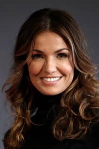 Nadia Farès in Les Rivières pourpres: L'enquête