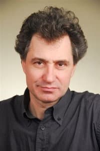 Antoine de La Morinerie in L'Amant double