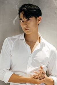 Rocker Nguyễn in Móng Vuốt