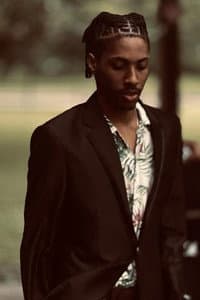 Shawn Lamont Smith in REVIVER
