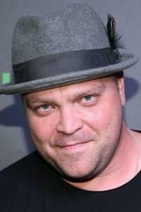 Drew Powell in Wanderland