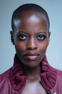 Florence Kasumba in Offline – Das Leben ist kein Bonuslevel