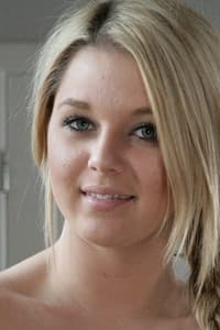 Chloe Lynn in Girlfriends 5