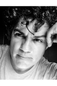 Neta Lavor in Sobre Olhares