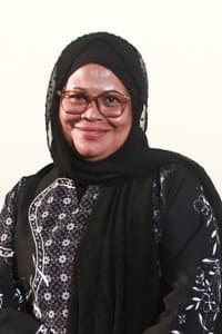 Khatijah Tan in Dukun Doktor Dani