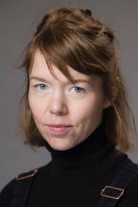 Anna Maxwell Martin in Moonshot