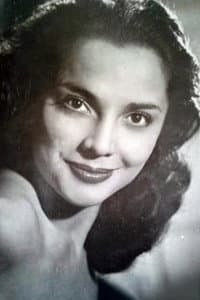 Alba Castellanos in La hermosa mentira