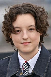 Bella Ramsey in Resistance