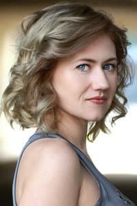 Ava Himmel in True Bond