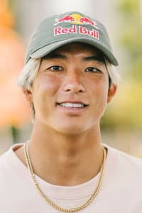 Kanoa Igarashi in Chapters II