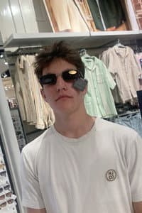 Noah Bailey in That Tall Poppy