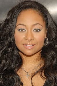 Raven-Symoné in Zenon: Girl of the 21st Century