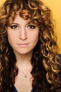 Hannah Bos in How to Follow Strangers