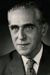 Antônio Victor in Estranho Triângulo