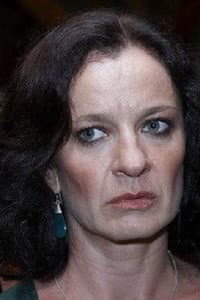 Oxana Moravec in Și caii sunt verzi pe pereți