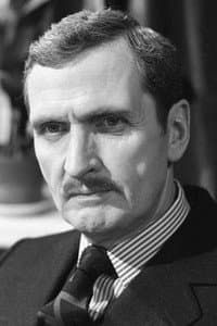 Jerome Willis in Henry Intervening