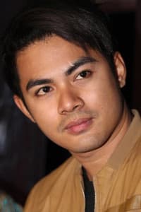 Guntur Triyoga in 3 Cewek Petualang
