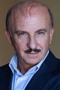 Carlo Buccirosso in Premiata Pasticceria Bellavista