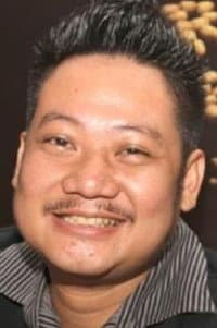 Ki Kusumo in Jangan Menangis Sinar