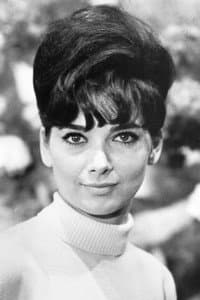 Suzanne Pleshette in Nevada Smith