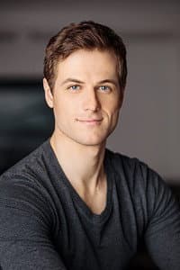 Kyal Scott in AlieNation
