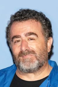 Saul Rubinek in Laughter on the 23rd Floor