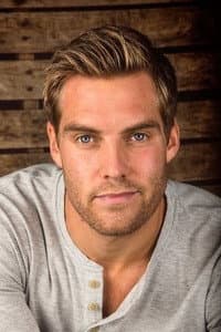Kurtis Szarka in Fishing for Love