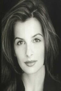 Eva Frajko in Strangers Online