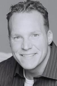 Darrell Hicks in Static