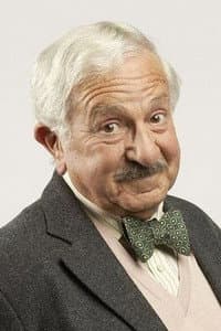 John Bluthal in Spellbreaker: Secret of the Leprechauns