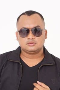 Adi Sudirja in Cek Khodam