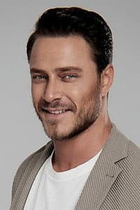 Burak Çelik in Deli Aşk