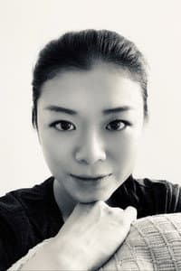 Esther Goh in Lang Tong