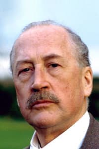 Bernard Hepton in Paradise Restored