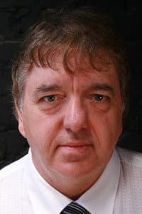 Paul J. Dove in Loynes