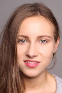 Elodie Hooftman in Sync