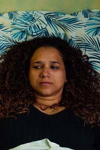 Luiza Damázio in Enquanto Dormes