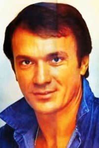 Elio Roca in Vamos a soñar por el amor