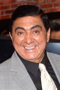 Carlos Bonavides in Perdiendo mi virginidad 4