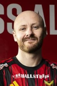 Curtis Edwards in Östersunds sjungande fotbollsspelare