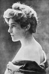Suzanne Desprès in Maria Chapdelaine
