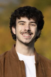Gabriel Leite in Paradox