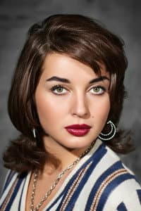 Leyla Sayar in Üç Garipler