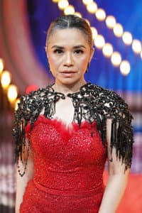 Ruth Sahanaya in Glenn Fredly: The Movie