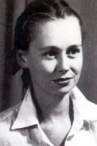 Jennifer Kendal in 36 Chowringhee Lane