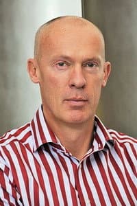 Joachim Steinhöfel in Der NGO-Komplex